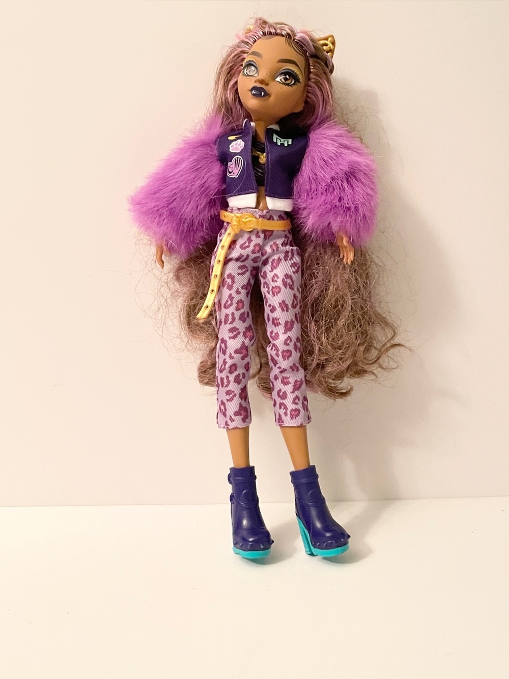 Monster High G3 Clawdeen Wolf Doll Purple Fur Jacket Leopard Pants Boots